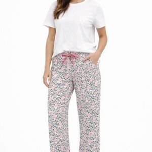 ￼ Cynthia Rowley say small French bulldog pajama bottoms